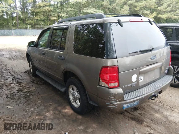 ✅ 2005 Ford Explorer XLT • VIN: 1FMZU73K05ZA17204 • Lot: 45647243. Wystawiony na IAAI z przebiegiem 172 415 mil. Bezpłatny archiwum sprzedaży aukcyjnych z USA i szczegółowy raport historii pojazdu na DreamBid. Zdjęcie 3.