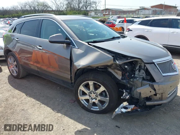 ✅ 2012 Cadillac SRX Performance Collection • VIN: 3GYFNBE36CS504571 • Lot: 44576033. Wystawiony na IAAI z przebiegiem 125 928 mil. Bezpłatny archiwum sprzedaży aukcyjnych z USA i szczegółowy raport historii pojazdu na DreamBid. Zdjęcie 1.