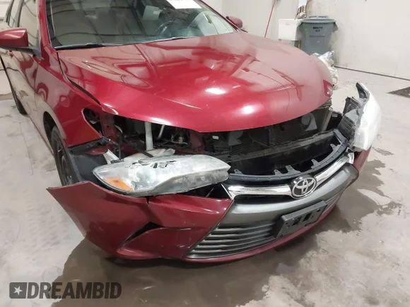 ✅ 2017 Toyota Camry XLE • VIN: 4T1BF1FK6HU710994 • Lot: 45042777. Wystawiony na IAAI z przebiegiem 230 405 mil. Bezpłatny archiwum sprzedaży aukcyjnych z USA i szczegółowy raport historii pojazdu na DreamBid. Zdjęcie 6.