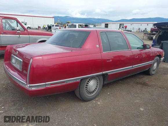 ✅ 1995 Cadillac DeVille • VIN: 1G6KD52B0SU239457 • Lot: 45157836. Wystawiony na IAAI z przebiegiem 131 144 mil. Bezpłatny archiwum sprzedaży aukcyjnych z USA i szczegółowy raport historii pojazdu na DreamBid. Zdjęcie 4.