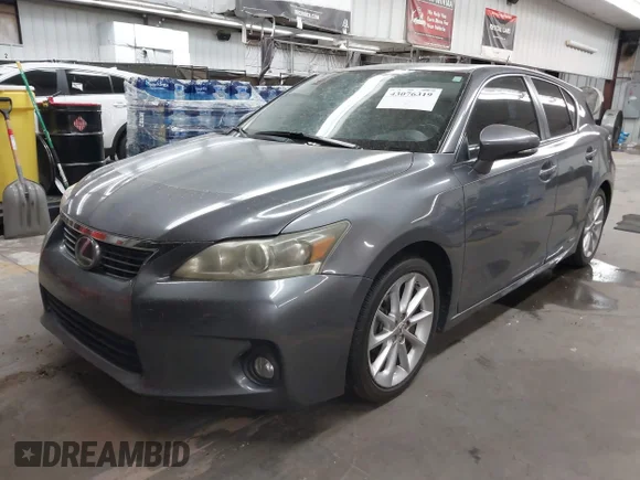 ✅ 2012 Lexus CT 200h • VIN: JTHKD5BH7C2050690 • Лот: 43076319. Опубліковано раніше на IAAI з пробігом 142 818 миль. Безкоштовний доступ до архіву аукціонних продажів зі США та докладний звіт про історію автомобіля на DreamBid. Зображення 2.