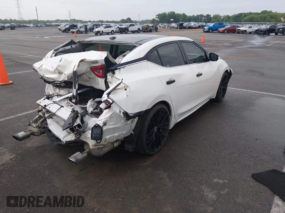 ✅ 2017 Nissan Maxima SV • VIN: 1N4AA6AP8HC408441 • Lot: 44948236. Wystawiony na IAAI z przebiegiem 112 376 mil. Bezpłatny archiwum sprzedaży aukcyjnych z USA i szczegółowy raport historii pojazdu na DreamBid. Zdjęcie 4.