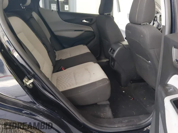 ✅ 2020 Chevrolet Equinox LS • VIN: 3GNAXHEV6LS640995 • Lot: 45401238. Wystawiony na IAAI z przebiegiem 114 127 mil. Bezpłatny archiwum sprzedaży aukcyjnych z USA i szczegółowy raport historii pojazdu na DreamBid. Zdjęcie 8.