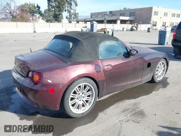 ✅ 2003 BMW Z4 3.0i • VIN: 4USBT53493LT21334 • Lot: 41250314. Wystawiony na IAAI z przebiegiem 144 698 mil. Bezpłatny archiwum sprzedaży aukcyjnych z USA i szczegółowy raport historii pojazdu na DreamBid. Zdjęcie 4.