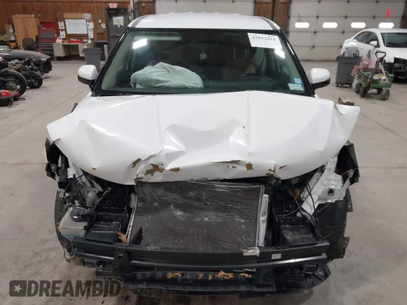 ✅ 2023 Kia Carnival LX • VIN: KNDNB4H36P6228372 • Lot: 43612826. Wystawiony na IAAI z przebiegiem 27 001 mil. Bezpłatny archiwum sprzedaży aukcyjnych z USA i szczegółowy raport historii pojazdu na DreamBid. Zdjęcie 6.