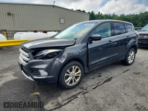 ✅ 2017 Ford Escape SE • VIN: 1FMCU9G94HUD66795 • Lot: 60244286. Wystawiony na Copart z przebiegiem 129 581 mil. Bezpłatny archiwum sprzedaży aukcyjnych z USA i szczegółowy raport historii pojazdu na DreamBid. Zdjęcie 1.