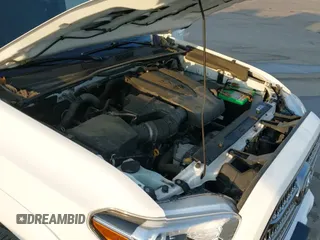 ✅ 2016 Toyota Tacoma SR • VIN: 3TMCZ5AN7GM019128 • Lot: 43187037. Wystawiony na IAAI z przebiegiem 56 501 mil. Bezpłatny archiwum sprzedaży aukcyjnych z USA i szczegółowy raport historii pojazdu na DreamBid. Zdjęcie 19.