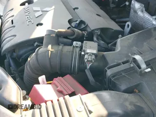 ✅ 2013 Mitsubishi Outlander LE • VIN: 4A4AR5AU1DE018162 • Lot: 42771390. Wystawiony na IAAI z przebiegiem 122 130 mil. Bezpłatny archiwum sprzedaży aukcyjnych z USA i szczegółowy raport historii pojazdu na DreamBid. Zdjęcie 20.