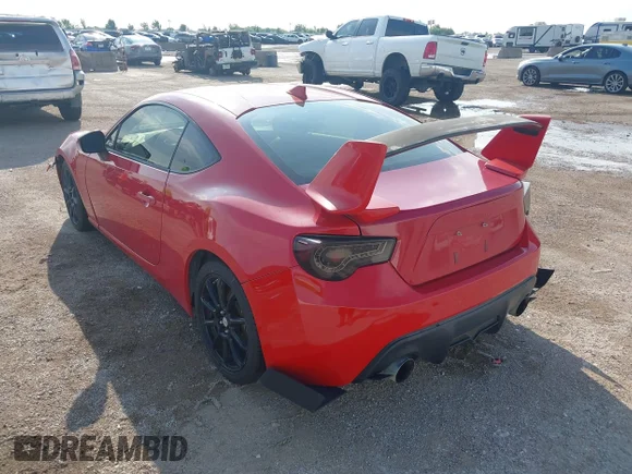 ✅ 2015 Scion FR-S • VIN: JF1ZNAA18F8710639 • Lot: 45216550. Wystawiony na IAAI z przebiegiem 143 298 mil. Bezpłatny archiwum sprzedaży aukcyjnych z USA i szczegółowy raport historii pojazdu na DreamBid. Zdjęcie 3.