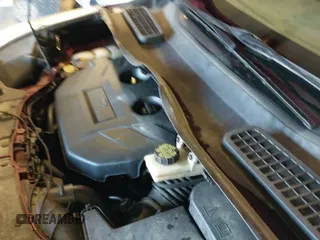 ✅ 2016 Ford Escape SE • VIN: 1FMCU9G96GUB81842 • Lot: 41942182. Wystawiony na IAAI z przebiegiem 207 112 mil. Bezpłatny archiwum sprzedaży aukcyjnych z USA i szczegółowy raport historii pojazdu na DreamBid. Zdjęcie 19.