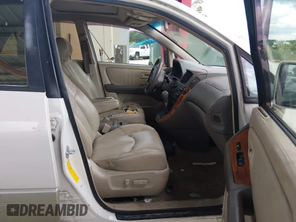 ✅ 2000 Lexus RX 300 • VIN: JT6GF10U4Y0065037 • Lot: 45531621. Wystawiony na IAAI z przebiegiem 218 492 mil. Bezpłatny archiwum sprzedaży aukcyjnych z USA i szczegółowy raport historii pojazdu na DreamBid. Zdjęcie 5.