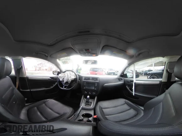 ✅ 2017 Volkswagen Jetta SE • VIN: 3VWDB7AJ3HM335920 • Lot: 44852463. Listed on IAAI with 141,473 mi. Free auction sales archive from the USA and detailed vehicle history report at DreamBid. Image 18.