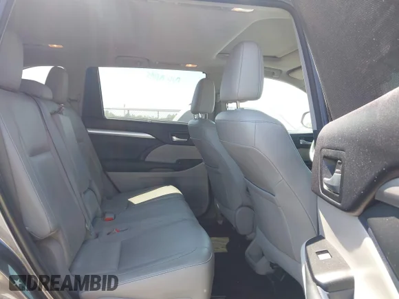 ✅ 2014 Toyota Highlander XLE • VIN: 5TDJKRFH8ES070012 • Лот: 44849533. Опубліковано раніше на IAAI з пробігом 138 626 миль. Безкоштовний доступ до архіву аукціонних продажів зі США та докладний звіт про історію автомобіля на DreamBid. Зображення 8.