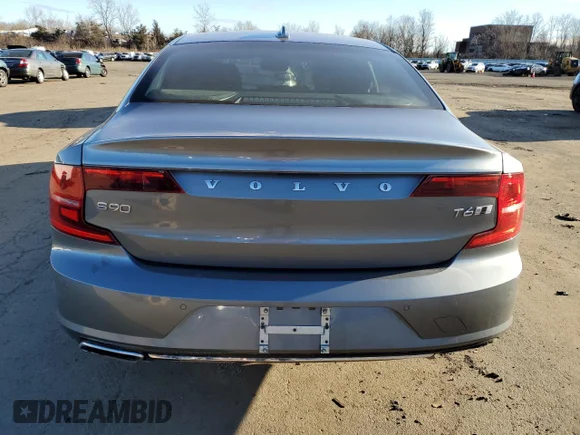 ✅ 2020 Volvo S90 R-Design • VIN: LVYA22MT7LP178359 • Lot: 42622533. Wystawiony na Copart z przebiegiem 53 899 mil. Bezpłatny archiwum sprzedaży aukcyjnych z USA i szczegółowy raport historii pojazdu na DreamBid. Zdjęcie 6.
