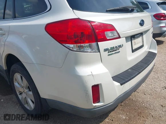 ✅ 2010 Subaru Outback Premium All-Weather Anniversary • VIN: 4S4BRCFC4A3312271 • Lot: 45353851. Listed on IAAI with 186,063 mi. Free auction sales archive from the USA and detailed vehicle history report at DreamBid. Image 6.