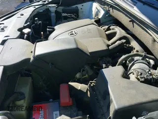 ✅ 2018 Toyota Highlander XLE • VIN: 5TDKZRFH3JS288076 • Lot: 43499493. Listed on IAAI with 98,434 mi. Free auction sales archive from the USA and detailed vehicle history report at DreamBid. Image 18.