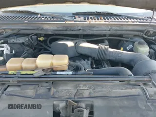 ✅ 2001 Ford Excursion Limited • VIN: 1FMNU42S71ED43517 • Lot: 42024244. Wystawiony na IAAI z przebiegiem 318 590 mil. Bezpłatny archiwum sprzedaży aukcyjnych z USA i szczegółowy raport historii pojazdu na DreamBid. Zdjęcie 12.