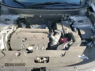 ✅ 2025 Mitsubishi Outlander S • VIN: JA4ARUAU8SU003317 • Lot: 90758675. Listed on Copart with 16,600 mi. Free auction sales archive from the USA and detailed vehicle history report at DreamBid. Image 14.