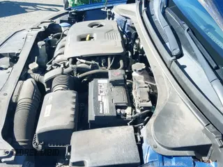 ✅ 2017 Hyundai Elantra Value Edition • VIN: 5NPD84LF6HH171576 • Lot: 41810292. Listed on IAAI with 69,296 mi. Free auction sales archive from the USA and detailed vehicle history report at DreamBid. Image 19.