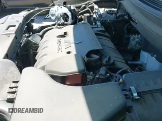 ✅ 2018 Mitsubishi Outlander SE • VIN: JA4AD3A32JZ067046 • Lot: 42098647. Listed on IAAI with 66,028 mi. Free auction sales archive from the USA and detailed vehicle history report at DreamBid. Image 19.