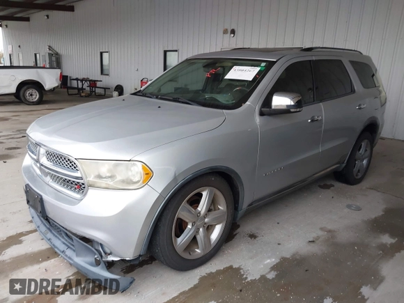 ✅ 2011 Dodge Durango Citadel • VIN: 1D4SD5GT3BC663884 • Lot: 43804267. Wystawiony na IAAI z przebiegiem Nie podano. Bezpłatny archiwum sprzedaży aukcyjnych z USA i szczegółowy raport historii pojazdu na DreamBid. Zdjęcie 2.