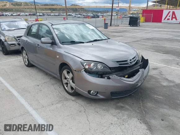 ✅ 2004 Mazda 3 s • VIN: JM1BK143541112502 • Лот: 45038532. Опубліковано раніше на IAAI з пробігом 147 552 миль. Безкоштовний доступ до архіву аукціонних продажів зі США та докладний звіт про історію автомобіля на DreamBid. Зображення 1.
