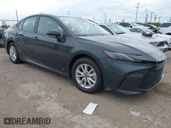 ✅ 2025 Toyota Camry LE • VIN: 4T1DAACK0SU586398 • Лот: 45298168. Опубликован ранее на IAAI с пробегом 39 392 миль. Бесплатный доступ к архиву аукционных продаж из США и подробный отчёт об истории автомобиля на DreamBid. Изображение 1.