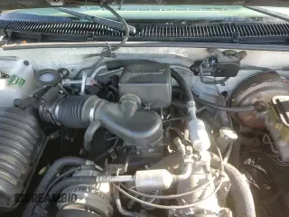 ✅ 1999 GMC Yukon • VIN: 1GKEC13R6XJ808715 • Lot: 83407094. Listed on Copart with 340,933 mi. Free auction sales archive from the USA and detailed vehicle history report at DreamBid. Image 14.