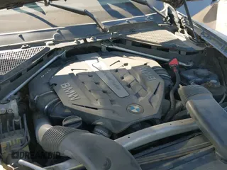 ✅ 2012 BMW X5 50i • VIN: 5UXZV8C57CL425974 • Лот: 43800333. Опубликован ранее на IAAI с пробегом 184 512 миль. Бесплатный доступ к архиву аукционных продаж из США и подробный отчёт об истории автомобиля на DreamBid. Изображение 12.