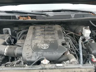 ✅ 2019 Toyota Tundra SR • VIN: 5TFRM5F18KX140798 • Lot: 40937349. Wystawiony na IAAI z przebiegiem 59 101 mil. Bezpłatny archiwum sprzedaży aukcyjnych z USA i szczegółowy raport historii pojazdu na DreamBid. Zdjęcie 19.