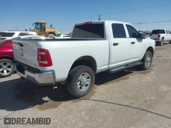 ✅ 2023 Ram 2500 Tradesman • VIN: 3C6UR5CJ8PG606488 • Lot: 44495889. Wystawiony na IAAI z przebiegiem 98 181 mil. Bezpłatny archiwum sprzedaży aukcyjnych z USA i szczegółowy raport historii pojazdu na DreamBid. Zdjęcie 4.