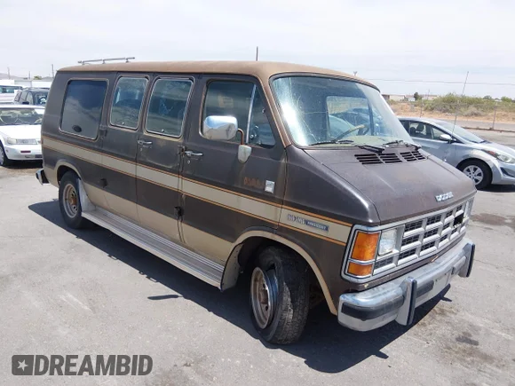 ✅ 1986 Dodge RAM • VIN: 2B6HB23T8GK561803 • Lot: 45331692. Listed on IAAI with 38,698 mi. Free auction sales archive from the USA and detailed vehicle history report at DreamBid. Image 1.