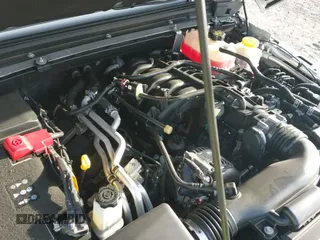 ✅ 2023 Jeep Gladiator Overland • VIN: 1C6HJTFG0PL569940 • Lot: 41772170. Listed on IAAI with 28,948 mi. Free auction sales archive from the USA and detailed vehicle history report at DreamBid. Image 18.