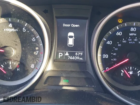 ✅ 2014 Hyundai Santa Fe • VIN: 5XYZU3LB9EG229692 • Lot: 43963443. Wystawiony na IAAI z przebiegiem 74 409 mil. Bezpłatny archiwum sprzedaży aukcyjnych z USA i szczegółowy raport historii pojazdu na DreamBid. Zdjęcie 7.