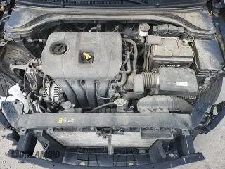 2019 Hyundai Elantra SE z VIN KMHD74LF9KU778258, wystawiony jako Copart lot #69585105 z przebiegiem 72 025 mil mil oraz Szkoda całkowita • Salvage title. Historia ofert i sprzedaży dostępna na DreamBid. Obrazek 16.