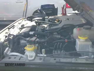 ✅ 2021 Jeep Gladiator Willys • VIN: 1C6HJTAG8ML563161 • Lot: 40311666. Wystawiony na IAAI z przebiegiem 48 521 mil. Bezpłatny archiwum sprzedaży aukcyjnych z USA i szczegółowy raport historii pojazdu na DreamBid. Zdjęcie 12.