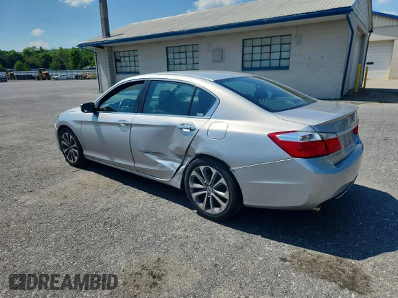 ✅ 2015 Honda Accord Sport • VIN: 1HGCR2F5XFA145147 • Lot: 53918716. Wystawiony na Copart z przebiegiem 139 125 mil. Bezpłatny archiwum sprzedaży aukcyjnych z USA i szczegółowy raport historii pojazdu na DreamBid. Zdjęcie 2.