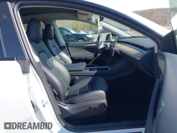✅ 2023 Tesla Model Y • VIN: 7SAYGDED4PF923078 • Лот: 44931317. Опубліковано раніше на IAAI з пробігом 39 743 миль. Безкоштовний доступ до архіву аукціонних продажів зі США та докладний звіт про історію автомобіля на DreamBid. Зображення 5.