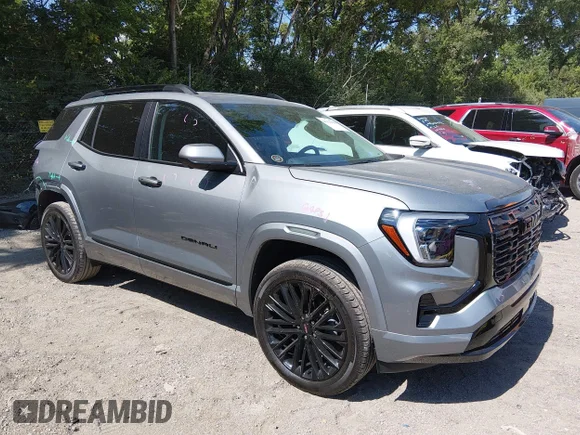✅ 2026 GMC Terrain AWD Denali • VIN: 3GKALZEGXTL349569 • Lot: 45393968. Wystawiony na IAAI z przebiegiem 4 677 mil. Bezpłatny archiwum sprzedaży aukcyjnych z USA i szczegółowy raport historii pojazdu na DreamBid. Zdjęcie 1.