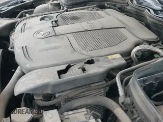 ✅ 2013 Mercedes-Benz C 300 Sport • VIN: WDDGF8AB8DG083241 • Lot: 42333079. Wystawiony na IAAI z przebiegiem 109 419 mil. Bezpłatny archiwum sprzedaży aukcyjnych z USA i szczegółowy raport historii pojazdu na DreamBid. Zdjęcie 19.