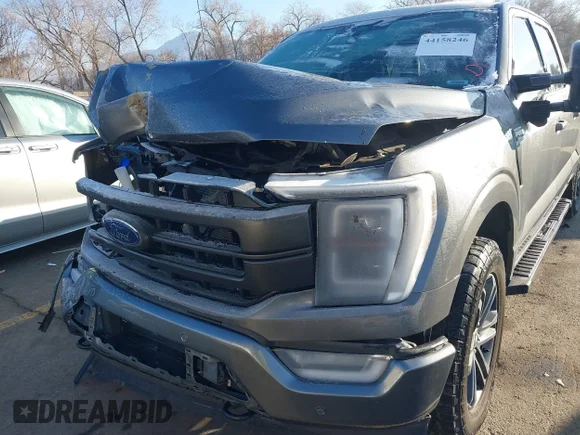 ✅ 2023 Ford F-150 XLT • VIN: 1FTFW1E82PKE26221 • Lot: 44158246. Wystawiony na IAAI z przebiegiem 57 800 mil. Bezpłatny archiwum sprzedaży aukcyjnych z USA i szczegółowy raport historii pojazdu na DreamBid. Zdjęcie 6.
