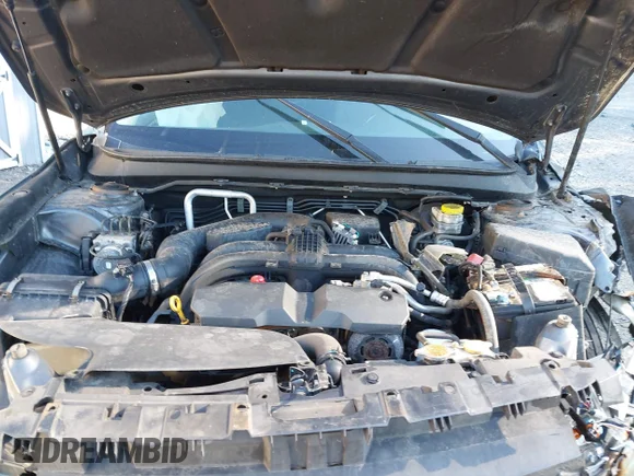 ✅ 2018 Subaru Legacy Premium • VIN: 4S3BNAF6XJ3012541 • Lot: 45324744. Wystawiony na IAAI z przebiegiem 206 276 mil. Bezpłatny archiwum sprzedaży aukcyjnych z USA i szczegółowy raport historii pojazdu na DreamBid. Zdjęcie 10.