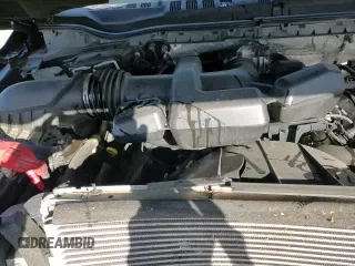 ✅ 2017 Ford F-250 XL • VIN: 1FT7X2B6XHEB39137 • Lot: 92656955. Wystawiony na Copart z przebiegiem 130 094 mil. Bezpłatny archiwum sprzedaży aukcyjnych z USA i szczegółowy raport historii pojazdu na DreamBid. Zdjęcie 13.