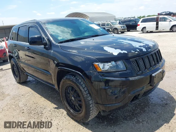 ✅ 2015 Jeep Grand Cherokee Laredo • VIN: 1C4RJEAG1FC677594 • Lot: 45070788. Wystawiony na IAAI z przebiegiem 196 167 mil. Bezpłatny archiwum sprzedaży aukcyjnych z USA i szczegółowy raport historii pojazdu na DreamBid. Zdjęcie 1.