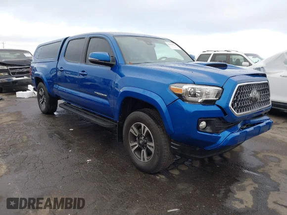 ✅ 2018 Toyota Tacoma TRD Off Road • VIN: 3TMDZ5BN0JM050327 • Лот: 43739538. Опубліковано раніше на IAAI з пробігом 26 942 миль. Безкоштовний доступ до архіву аукціонних продажів зі США та докладний звіт про історію автомобіля на DreamBid. Зображення 1.