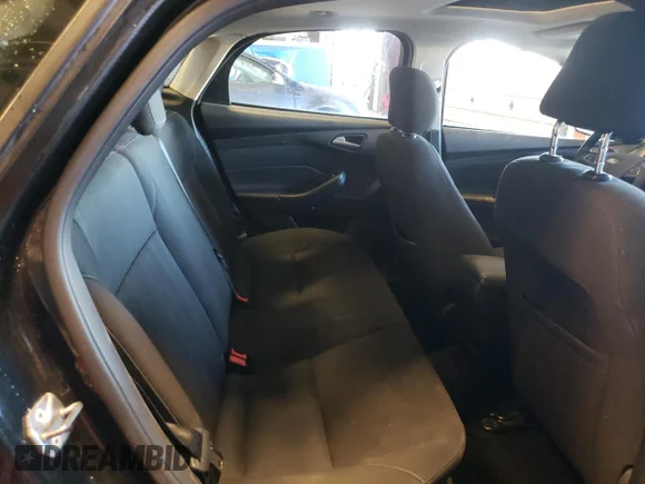 ✅ 2015 Ford Focus SE • VIN: 1FADP3F2XFL335349 • Лот: 44469103. Опубліковано раніше на Copart з пробігом 130 683 миль. Безкоштовний доступ до архіву аукціонних продажів зі США та докладний звіт про історію автомобіля на DreamBid. Зображення 10.