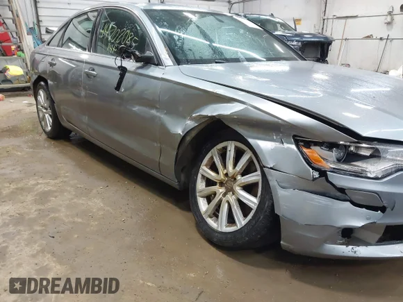 ✅ 2014 Audi A6 Premium Plus • VIN: WAUGFAFC2EN046859 • Лот: 44702085. Опубліковано раніше на IAAI з пробігом 142 972 миль. Безкоштовний доступ до архіву аукціонних продажів зі США та докладний звіт про історію автомобіля на DreamBid. Зображення 6.