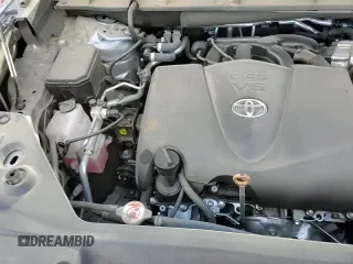 ✅ 2022 Toyota Highlander XLE • VIN: 5TDHZRAH1NS121058 • Lot: 46552685. Wystawiony na Copart z przebiegiem 40 181 mil. Bezpłatny archiwum sprzedaży aukcyjnych z USA i szczegółowy raport historii pojazdu na DreamBid. Zdjęcie 14.