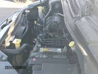 ✅ 2010 Volkswagen Routan SE • VIN: 2V4RW3D19AR186743 • Lot: 43534589. Listed on IAAI with 149,095 mi. Free auction sales archive from the USA and detailed vehicle history report at DreamBid. Image 19.