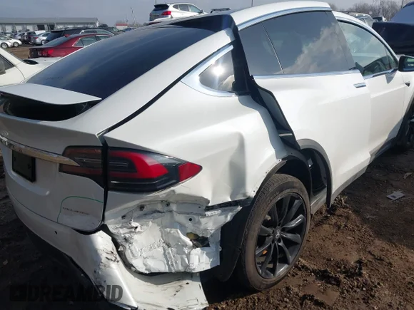 ✅ 2020 Tesla Model X Long Range • VIN: 5YJXCAE2XLF239079 • Лот: 44012262. Опубліковано раніше на IAAI з пробігом 98 953 миль. Безкоштовний доступ до архіву аукціонних продажів зі США та докладний звіт про історію автомобіля на DreamBid. Зображення 6.